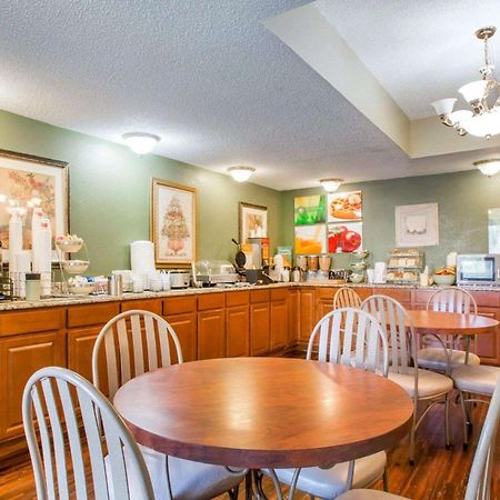 Quality Inn & Suites Ridgeland Esterno foto