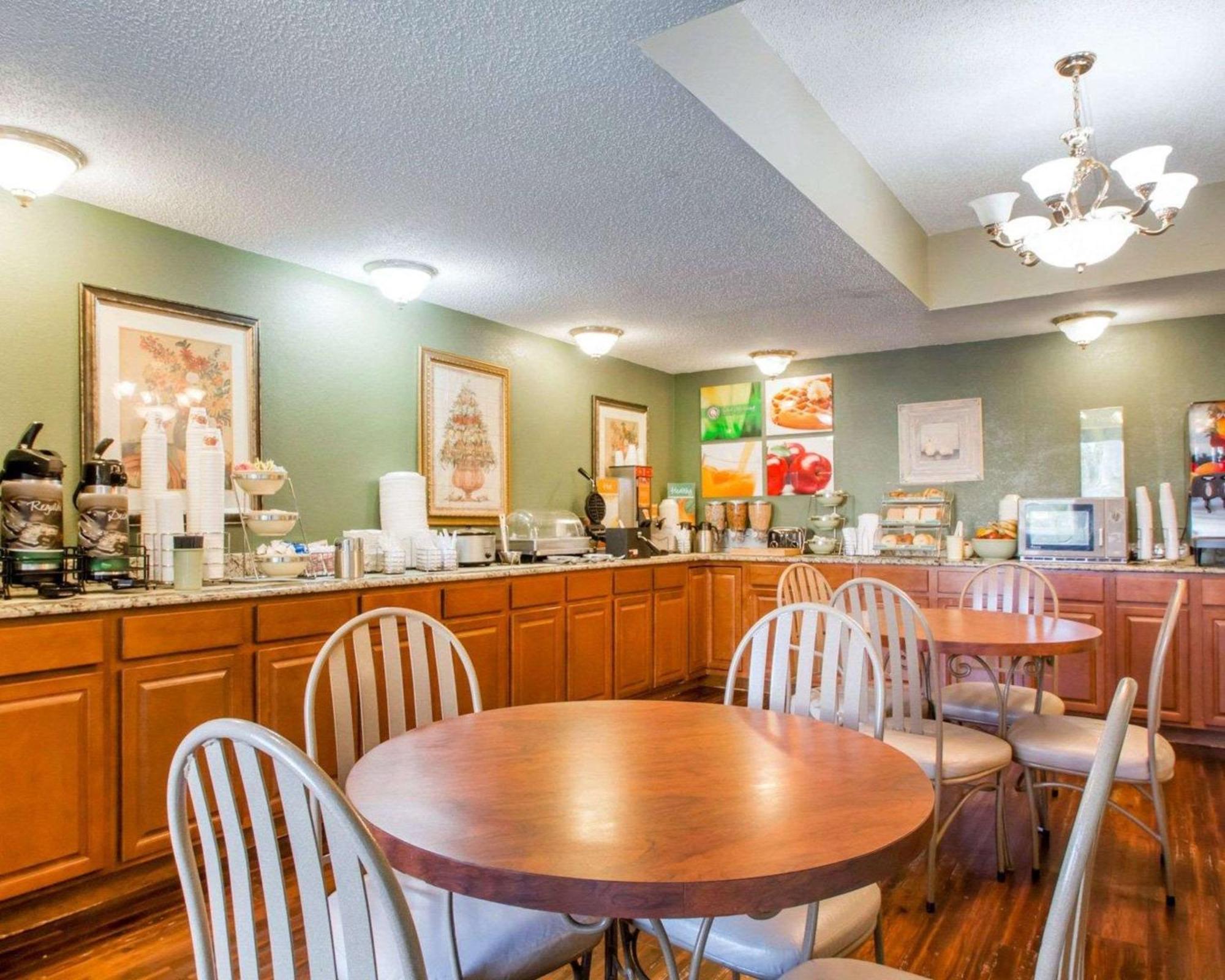 Quality Inn & Suites Ridgeland Esterno foto